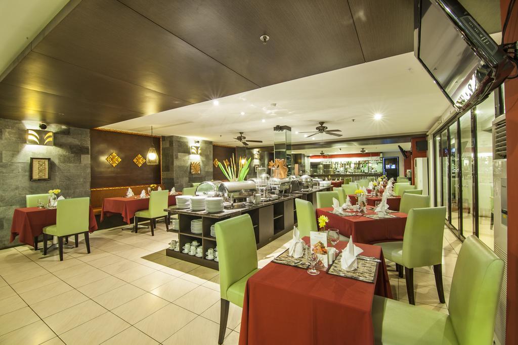 Grand Kuta Hotel And Residence Легиан Екстериор снимка