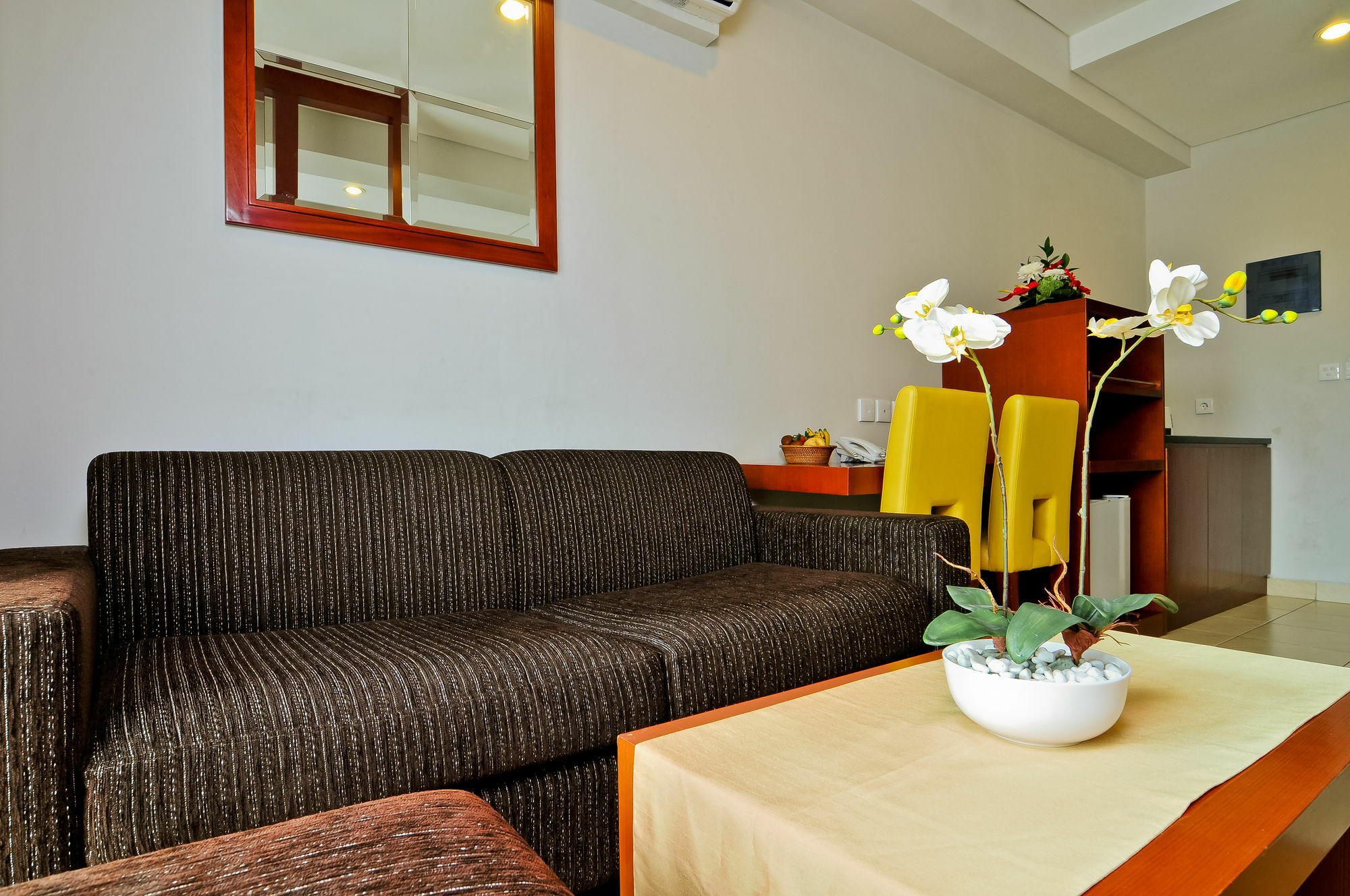 Grand Kuta Hotel And Residence Легиан Екстериор снимка